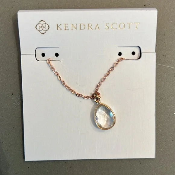🩷 NWT Kendra Scott Rose Gold Pendant Necklace 🩷 - Picture 1 of 9